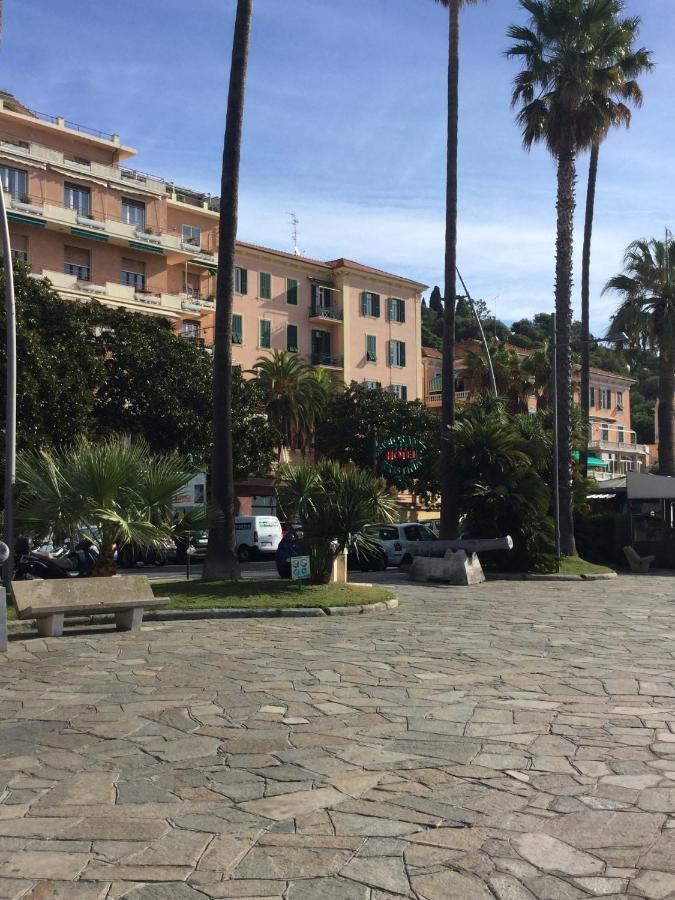 B&B Note Di Mare Imperia Bagian luar foto