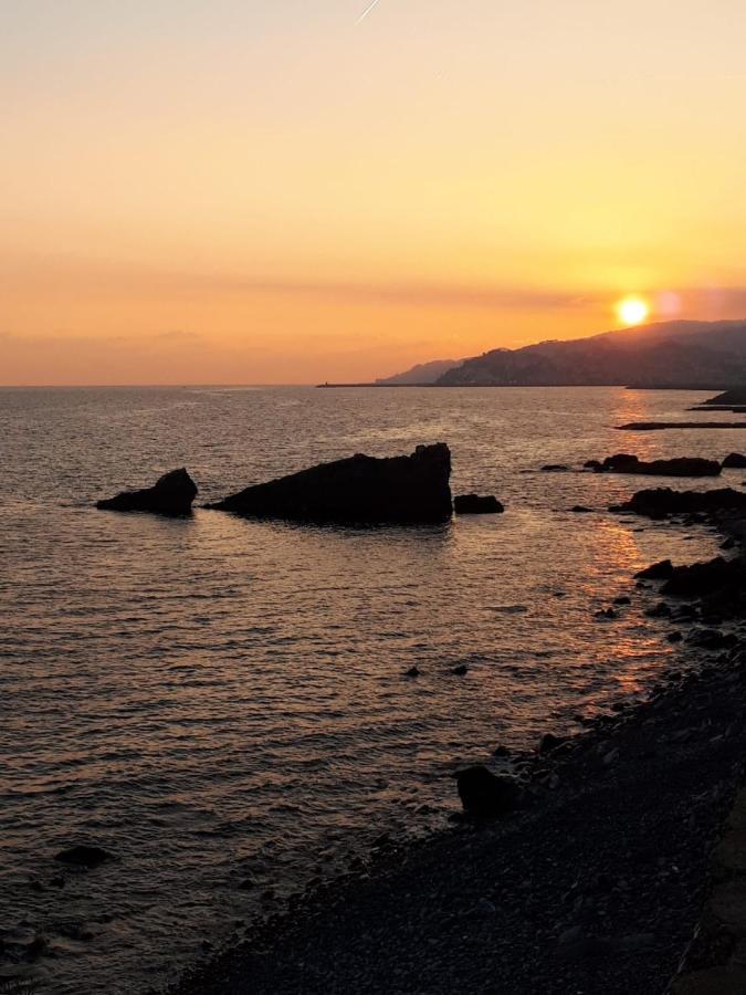 B&B Note Di Mare Imperia Bagian luar foto