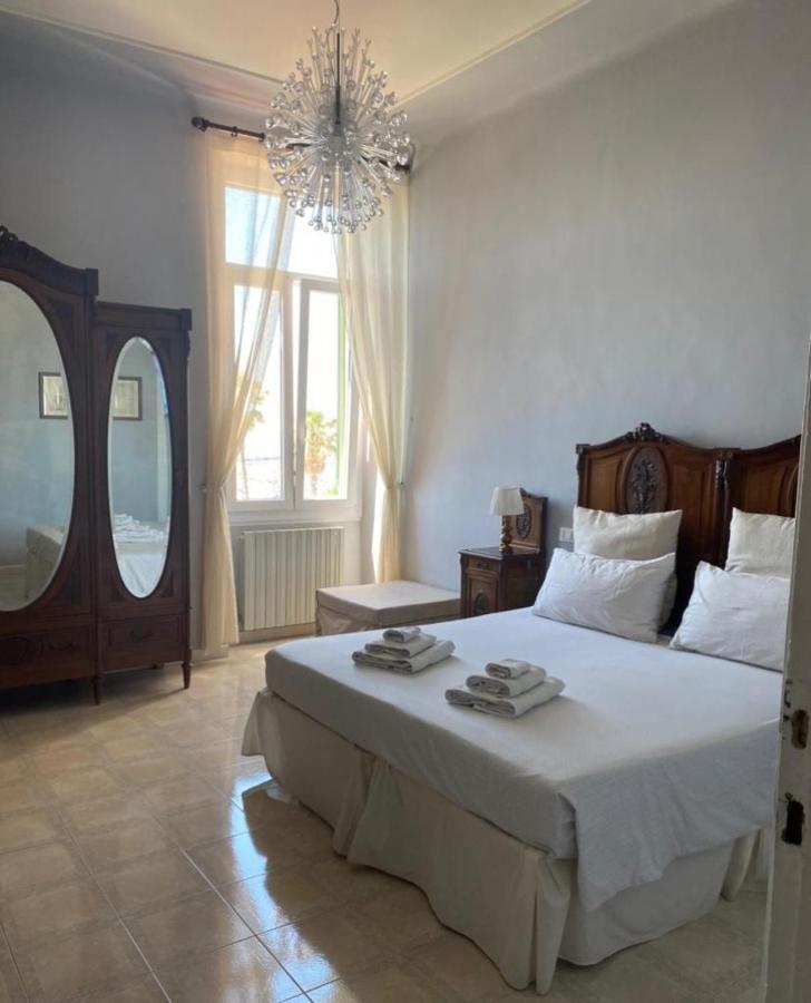 B&B Note Di Mare Imperia Bagian luar foto