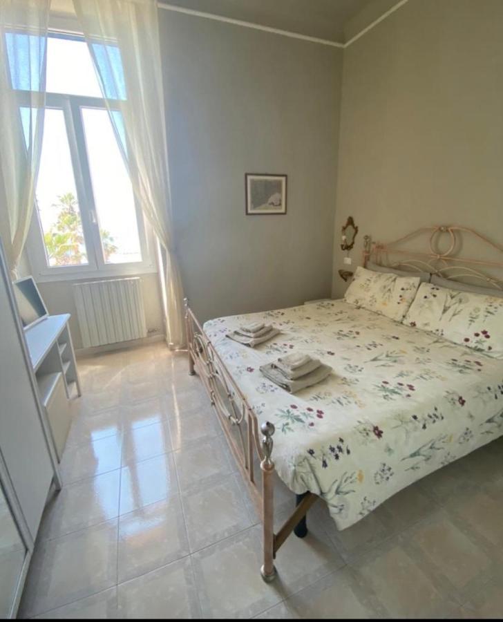 B&B Note Di Mare Imperia Bagian luar foto